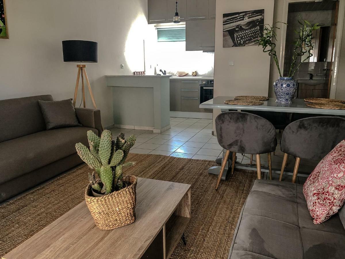Sofia City Beach Apt. Nea Chora Chania La Canea Esterno foto